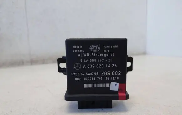Mercedes-Benz Sprinter W906 Light module LCM A6398201426 6398201426
