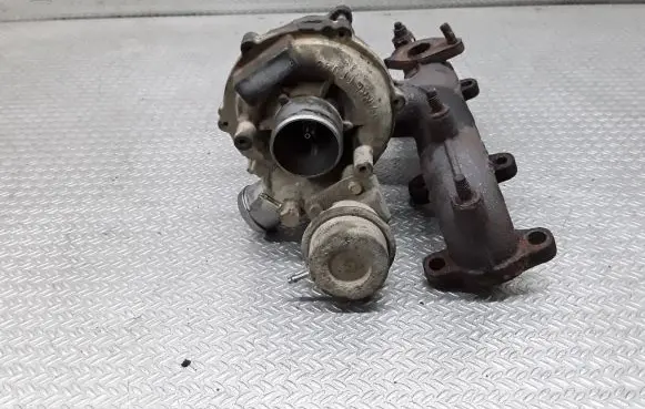 Volkswagen Polo IV 9N3 Turbo 0452530186