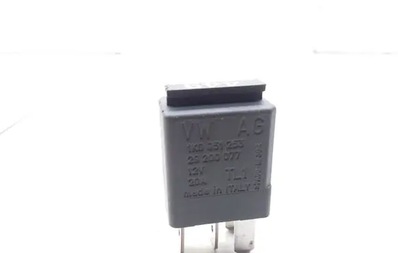 Volkswagen Golf VI Hazard warning light relay 1K0951253 29200077