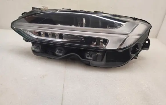 Volvo S90, V90 Headlight/headlamp