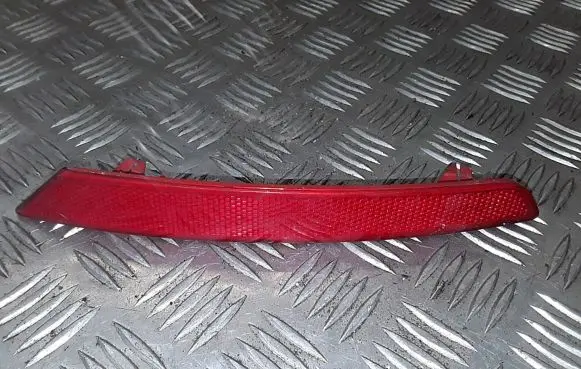Rear tail light reflector