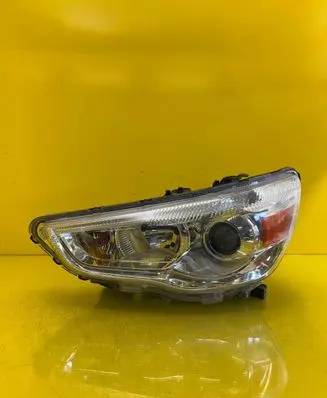 Mitsubishi ASX Headlight/headlamp 8301C871