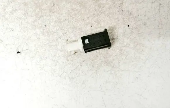 BMW X1 E84 USB socket connector 8410923765601 84.109237656-01