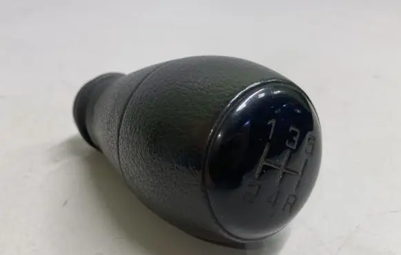 Citroen Berlingo Gear lever shifter trim leather/knob
