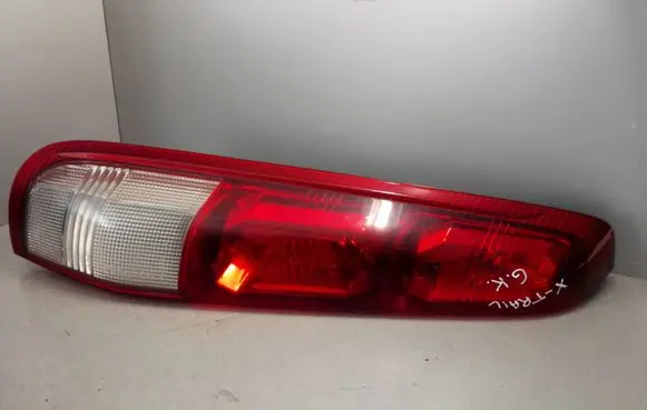Nissan X-Trail T30 Rear/tail lights 4913