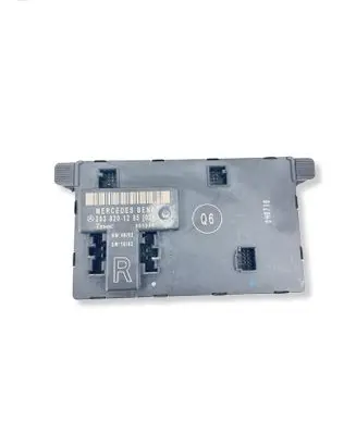 Mercedes-Benz C W203 Door control unit/module 2038201285