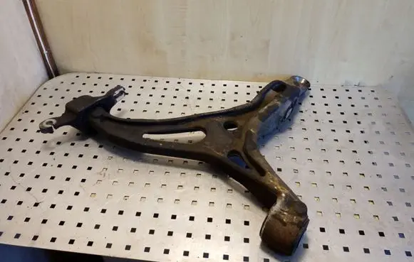 Mercedes-Benz ML W164 Front lower control arm/wishbone 000060367106