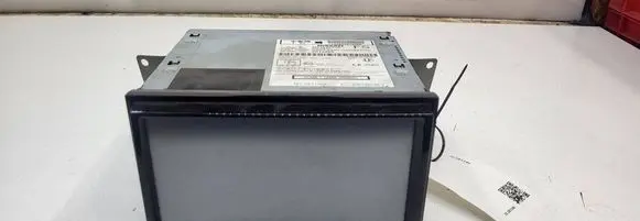 Nissan Leaf I (ZE0) Radio/CD/DVD/GPS head unit 259154NF0A