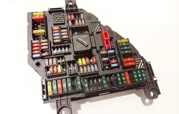 BMW 5 GT F07 Fuse box set 926492302 4-1703345-2h