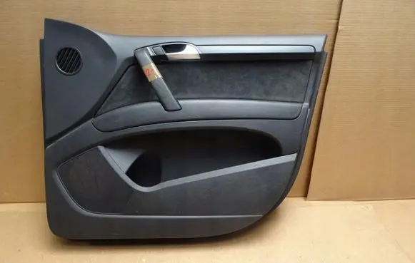 Audi Q7 4L Front door card panel trim 4L1867106A