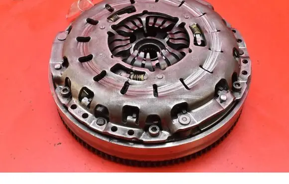 BMW X3 E83 Clutch set kit 124033610