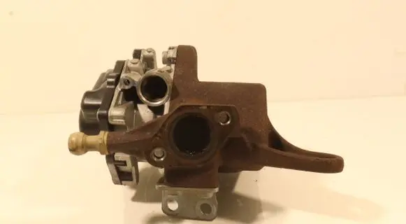 Volkswagen Polo V 6R EGR valve 04B131425