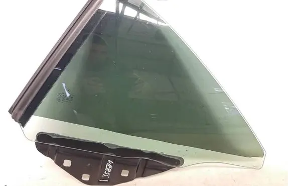 Mercedes-Benz SL R231 Rear side window 