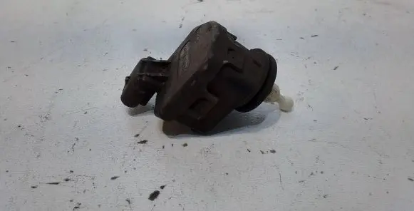 Opel Astra G Headlight level adjustment motor 90590665