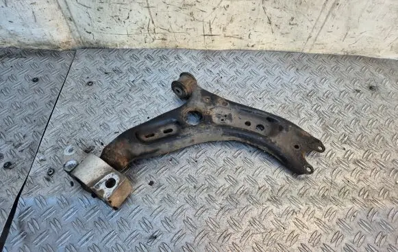 Skoda Octavia Mk2 (1Z) Front lower control arm/wishbone