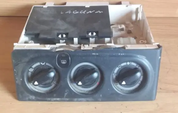 Renault Laguna I Climate control unit 9041703027