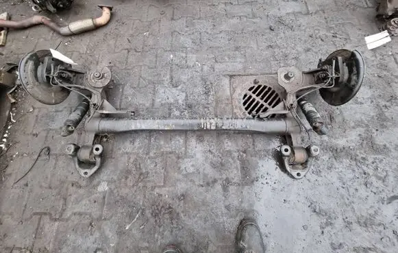 Opel Meriva B Rear axle beam 