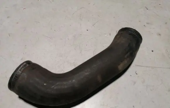 Volvo S60 Intercooler hose/pipe 31319909