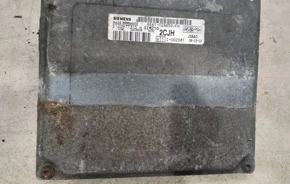 Ford Fusion Engine control unit/module 6S6112A650FH S120977315