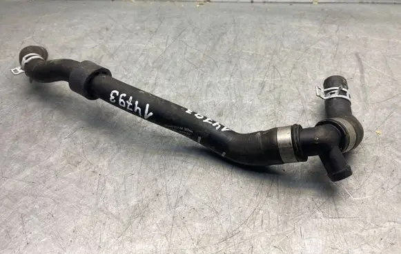 Volvo XC90 Engine coolant pipe/hose 32222657