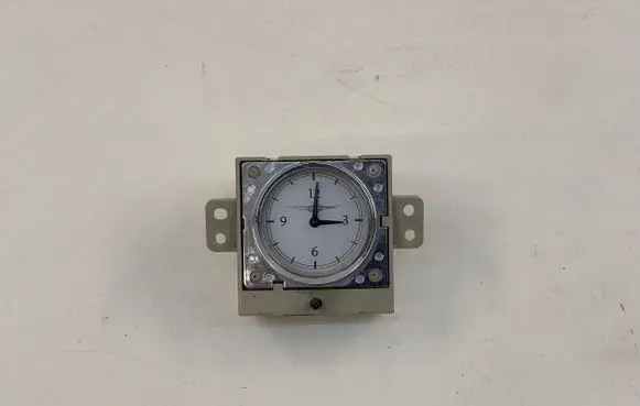 Chrysler 300 - 300C Clock 04602626AB