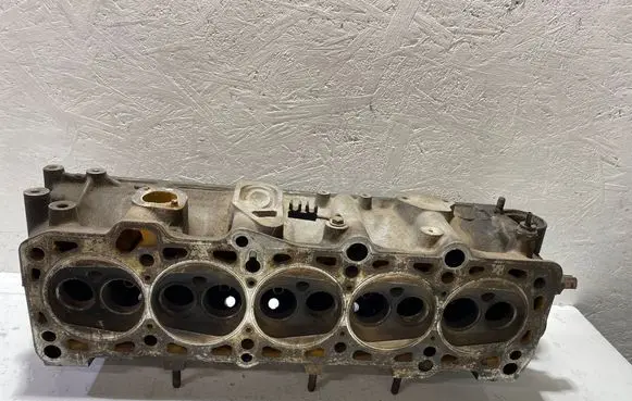 Audi 100 200 5000 C3 Engine head 034103373