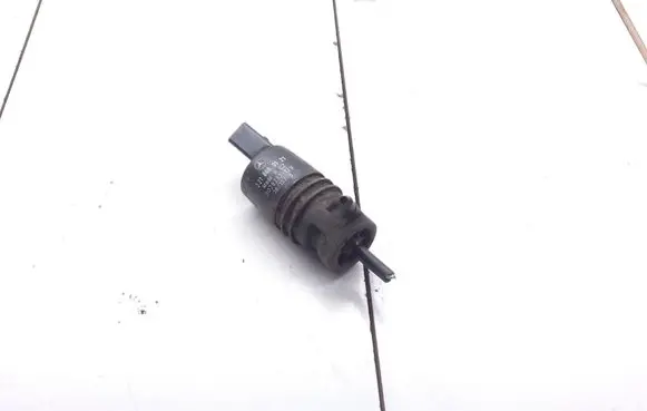 Mercedes-Benz Sprinter W906 Windscreen/windshield washer pump 2218690121 3028232