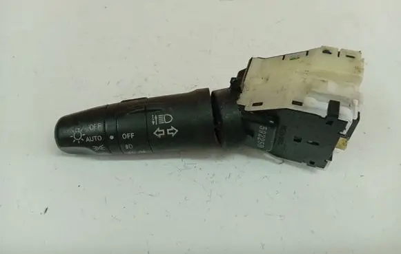 Nissan Note (E11) Indicator stalk 255609U00C