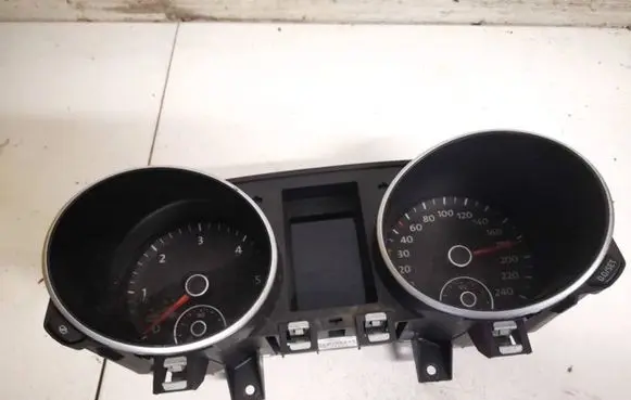 Volkswagen Golf VI Speedometer (instrument cluster) 5k0920862a 5641-3w