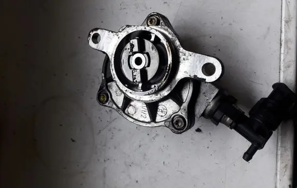 Renault Espace - Grand espace IV Vacuum pump