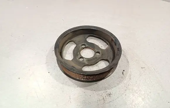 Opel Vectra B Water pump pulley 90502887