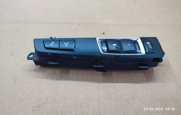 BMW X4 F26 A set of switches 9240293