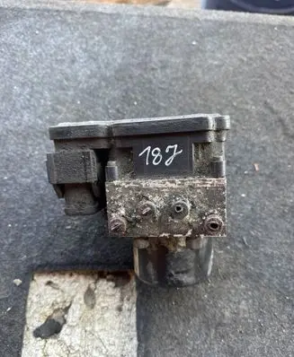 Dodge Grand Caravan ABS Pump 00009387C300 25092841033 25061335963