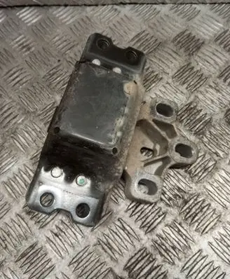 Audi A3 S3 8P Engine mount bracket 1K0199555T