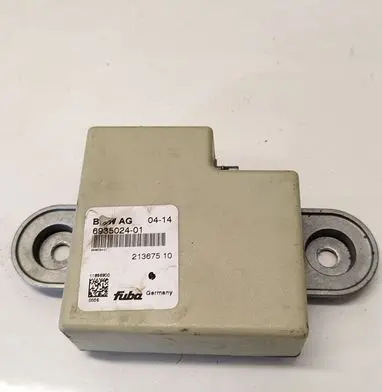 BMW 5 E60 E61 Antenna control unit 693502401