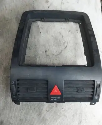 Volkswagen Touran I Dash center air vent grill 1T2819728