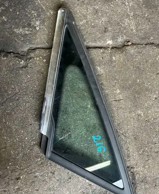 Ford C-MAX II Front triangle window/glass CMAXMK2SZYBALEWA