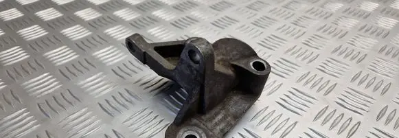 Ford Focus Engine mounting bracket XS4Q9K552AB
