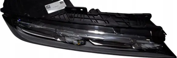 BMW 7 G70 LED Daytime headlight 9879936