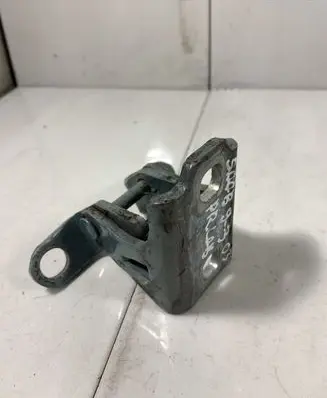 Saab 9-3 Ver2 Front door upper hinge 305DFD3E