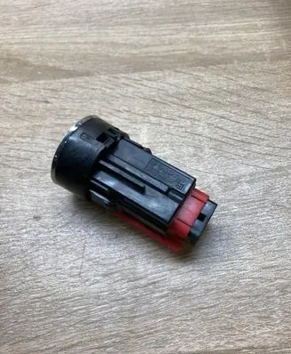 Toyota Auris 150 Engine start stop button switch 2005DJ0924 968A7000005 15A8544
