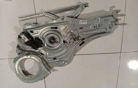 KIA Sportage Sliding door window regulator with motor 824803U120