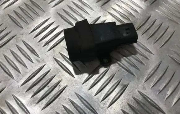Rover 620 Fuel cut-off switch 93024d