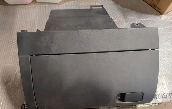 Volkswagen Polo V 6R Glove box VWPOLOI5