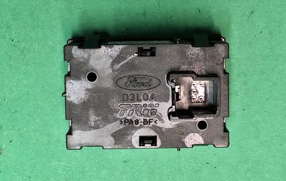 Ford Mondeo MK IV Seat heating switch 6M2T19K314AB