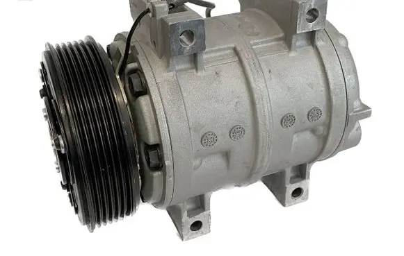 Volvo V70 Air conditioning (A/C) compressor (pump) 8600112 8665290 86016318