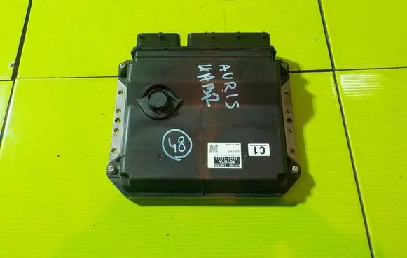 Toyota Auris 150 Engine control unit/module 8966112C10 4AB12