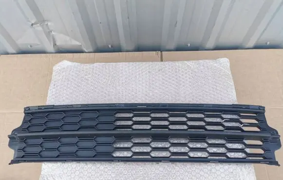 Skoda Citigo Front bumper lower grill 1ST807677D
