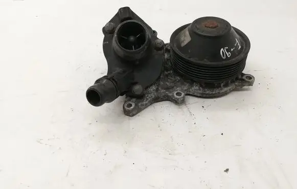 BMW 3 E90 E91 Water pump 7810833