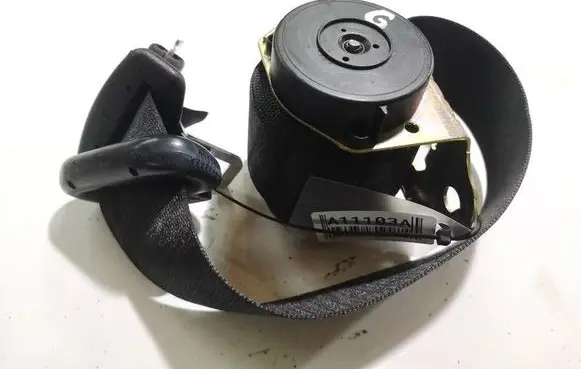Mitsubishi Colt Middle seatbelt (rear) 602441500